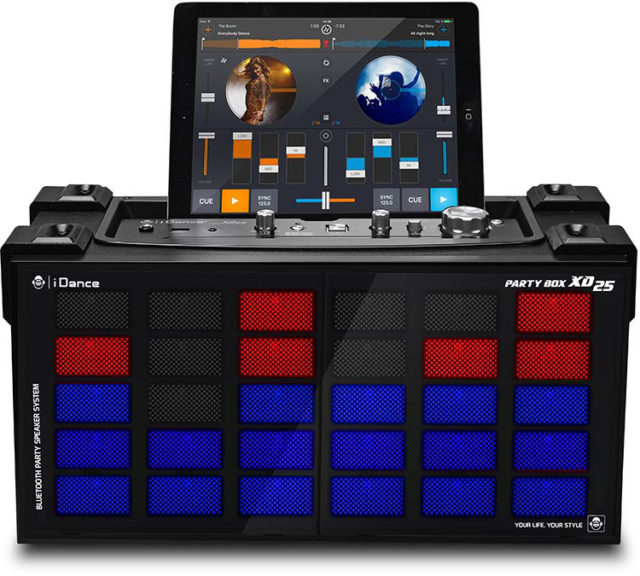 Wireless Bluetooth karaoke system with built-in light show XD25 I DANCE - Packshot